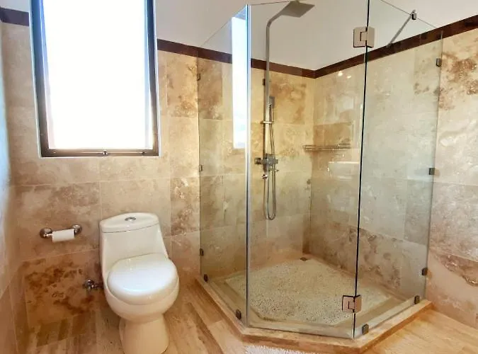 Heights Aparthotel 3*