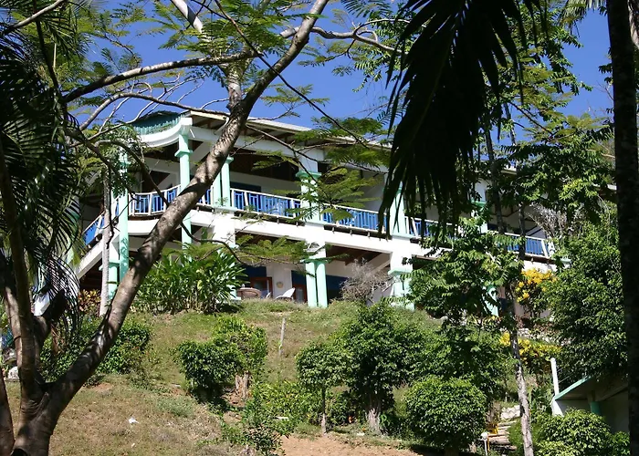 Aparthotel Heights 3*